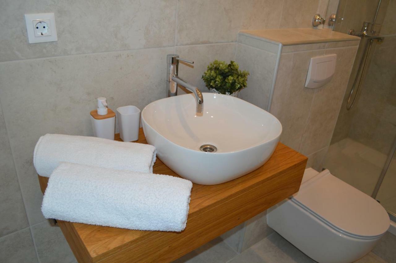 זאדאר Studios & Apartments Porto מראה חיצוני תמונה